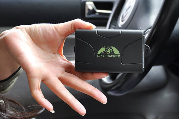 ردیاب فندکی،‌ ارزان ترین ردیاب برای ماشین